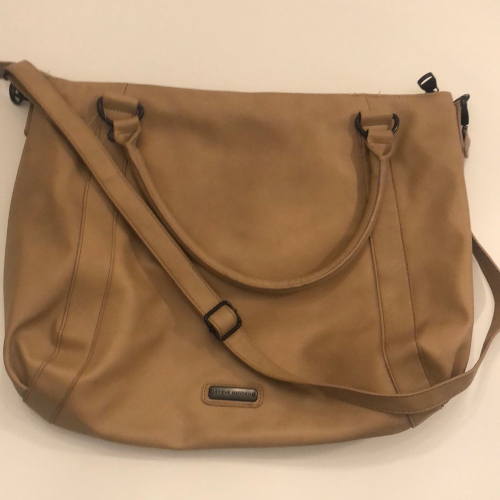Large purse with shoulder strap